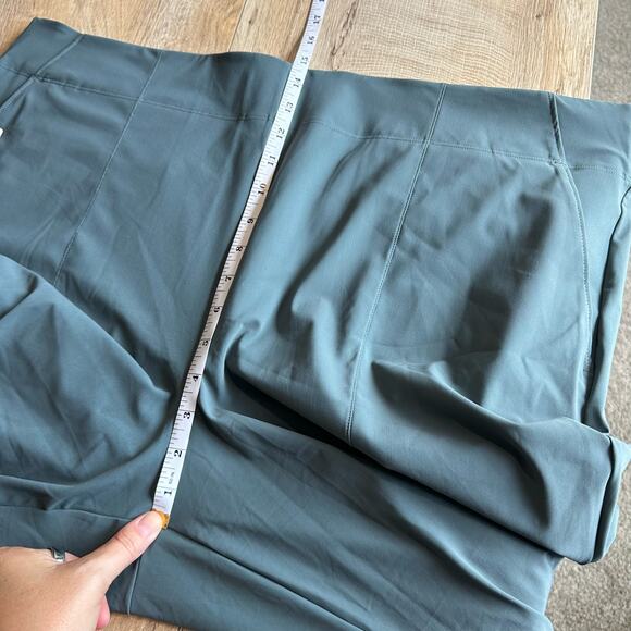 Athleta Cosmic Kick Flare Pant Metropolis Grey 24 - Picture 10 of 11